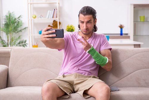 porqué la cámara de mi celular no funciona